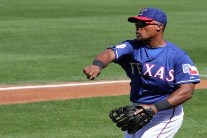 A packed stadium cheering for the Texas Rangers during the World Series 2024.