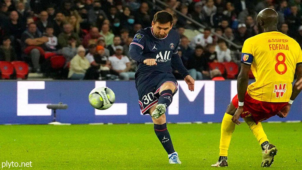 Lionel Messi training at Inter Miami, emphasizing his commitment to performance despite nearing retirement.